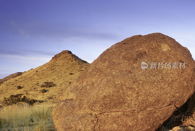 西南沙漠山景日落