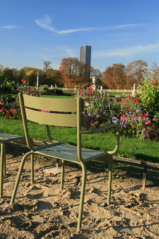 卢森堡公园的椅子