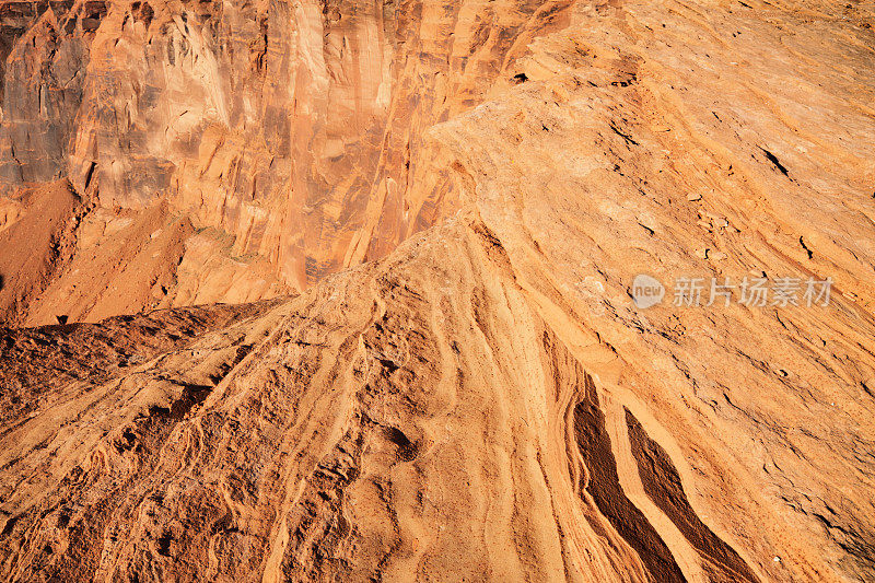 纳瓦霍砂岩地层侵蚀峡谷