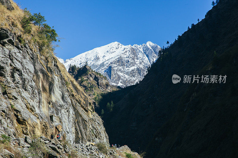 安纳普尔纳峰电路