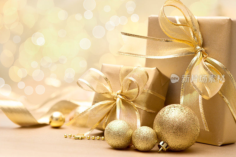 金色圣诞礼盒