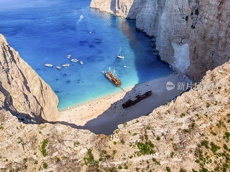 海难海滩鸟瞰图