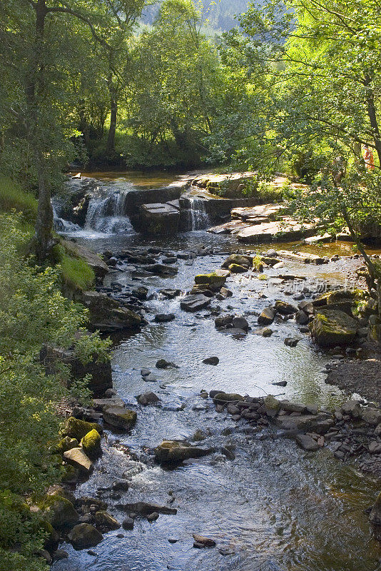 瀑布河喀斯喀特布雷肯灯塔国家公园威尔士