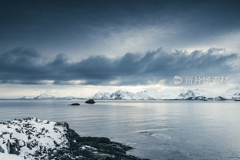 挪威北部罗浮敦冬季雪景