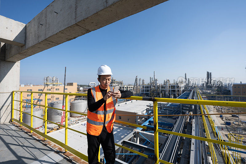 化工厂建筑工程师打来电话