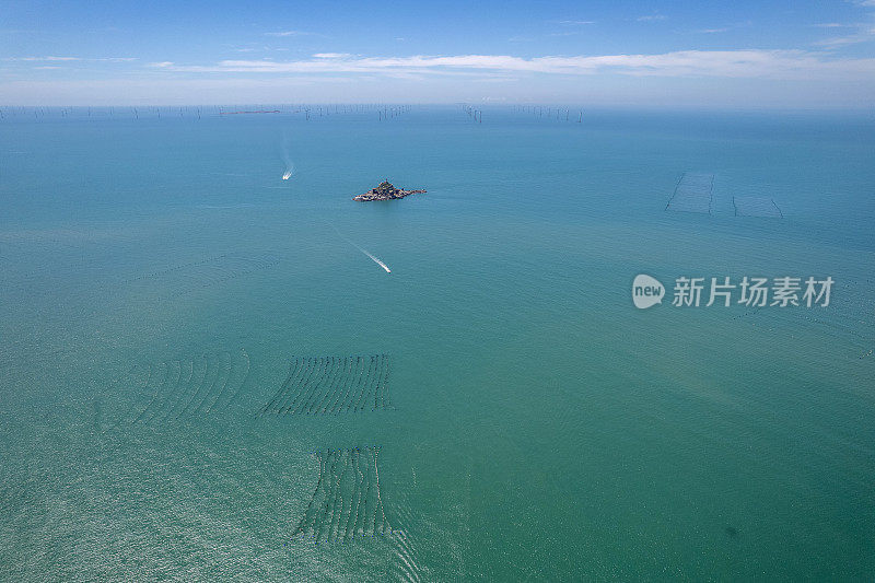 水产养殖场和海上岛屿