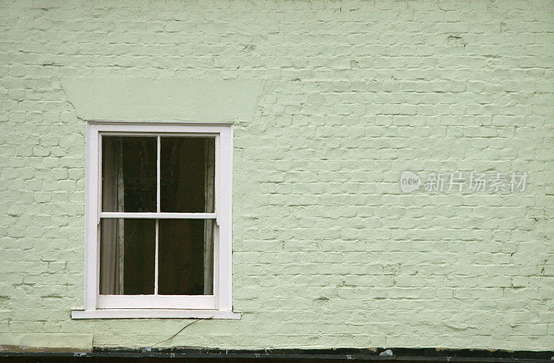 绿墙窗口