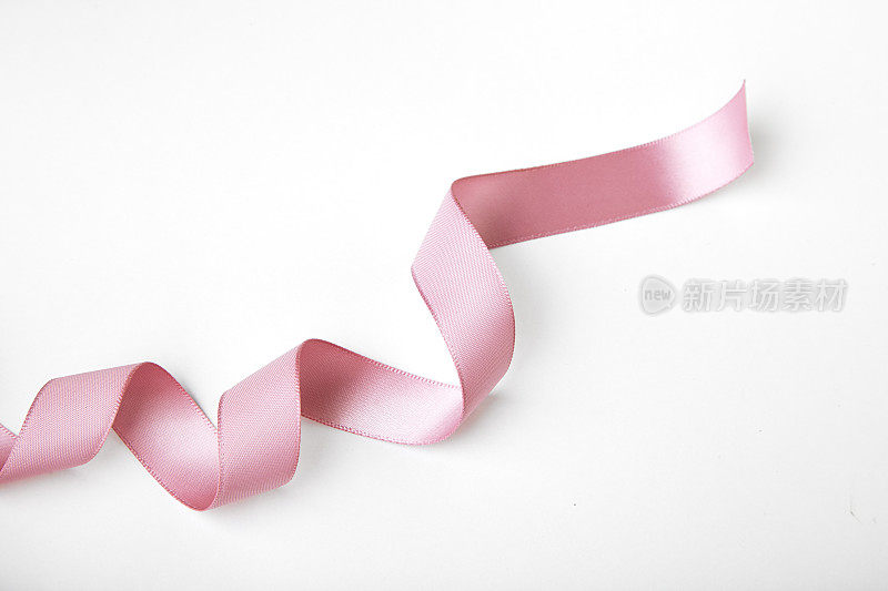 粉红色的卷曲丝带
