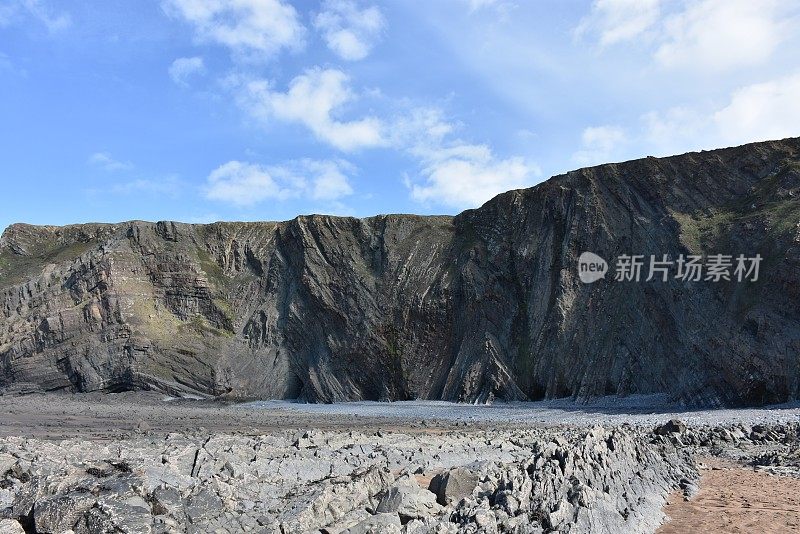 戏剧性的海岸