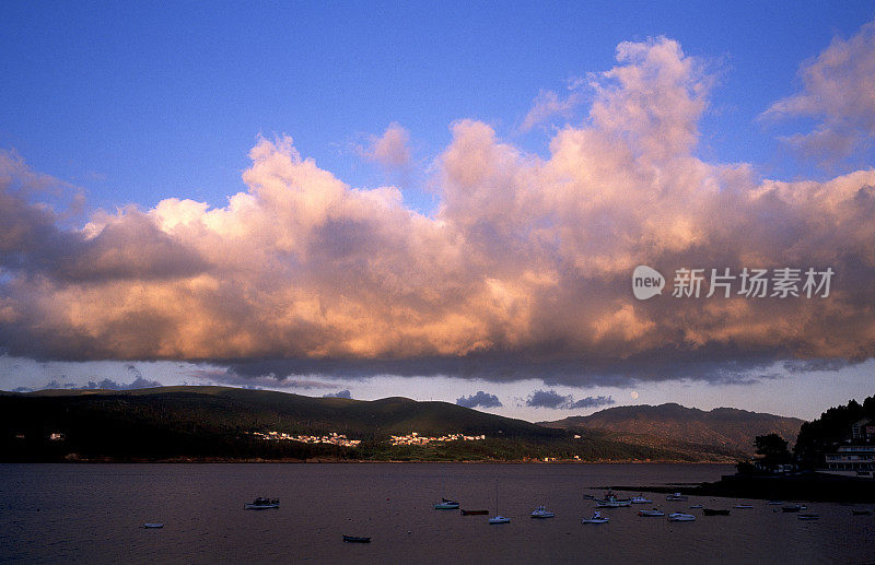 西班牙加利西亚海岸的科尔库比翁和西里亚的风景