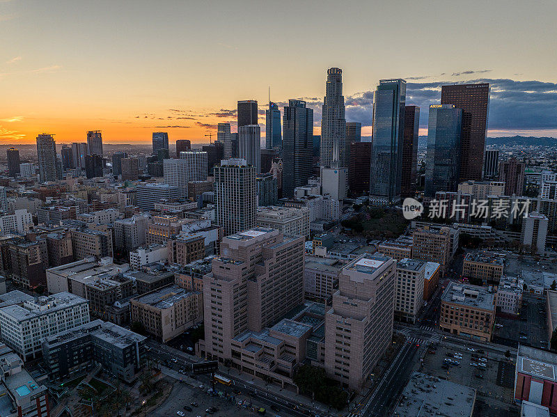 洛杉矶市区鸟瞰图，城市景观，日落