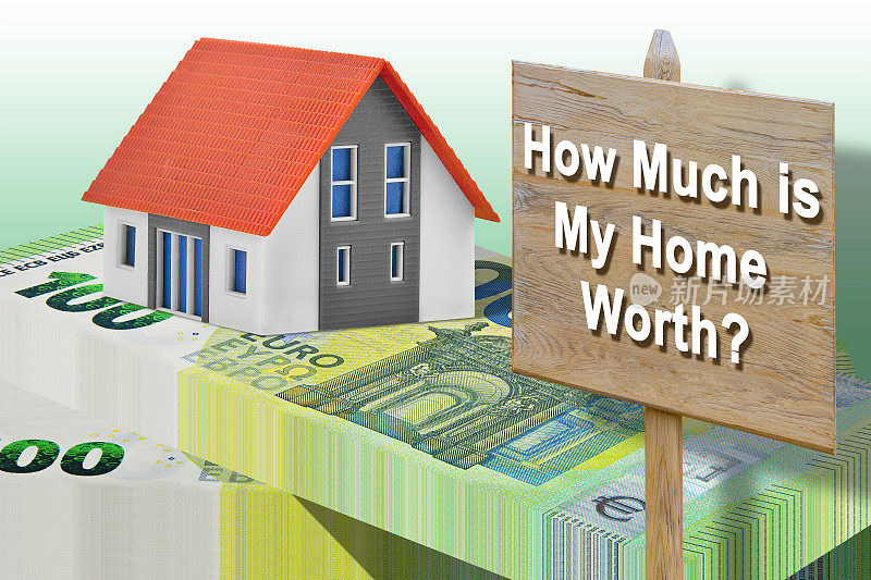 我的房子值多少钱?-房地产概念与住宅模型，欧元钞票-房地产价值增长和建筑税概念