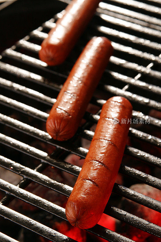 烧烤热狗