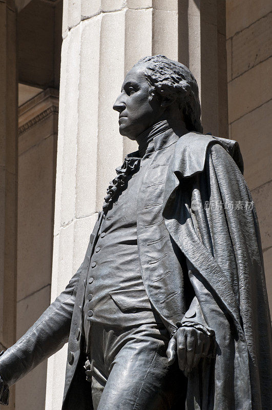 乔治·华盛顿的雕像，纽约联邦大厅