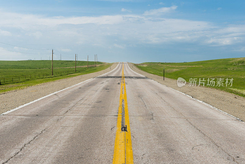 美国乡村公路荒地国家公园南达科他旅游美国