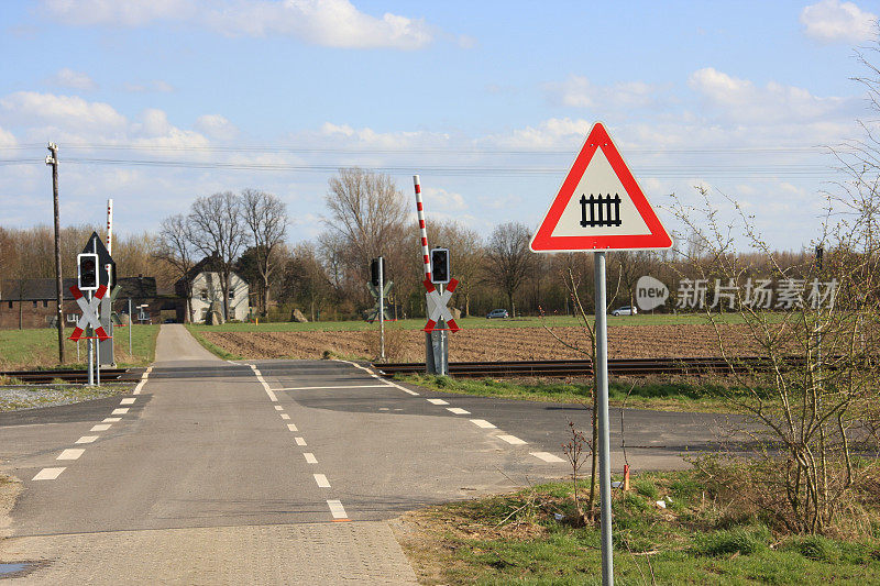 铁路平交道