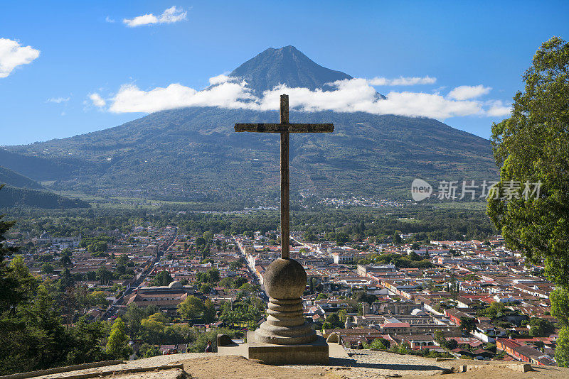 危地马拉安提瓜的十字架山