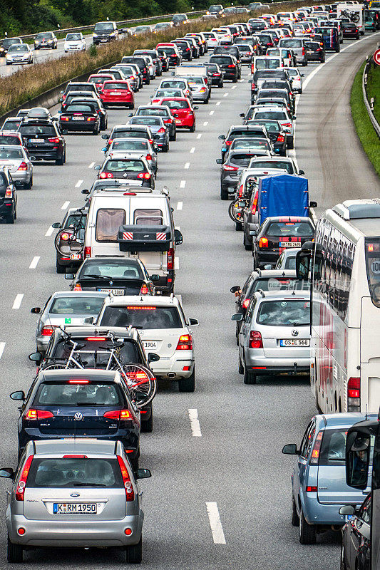 德国高速公路上的交通堵塞
