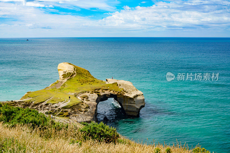 隧道海滩在新西兰南岛，达尼丁，新西兰