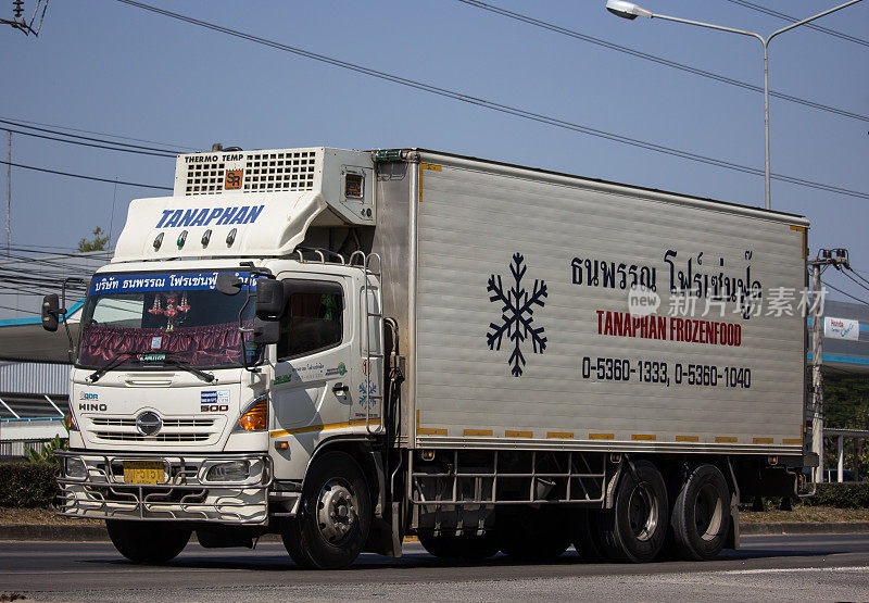 Thanaporn冷冻食品的集装箱卡车