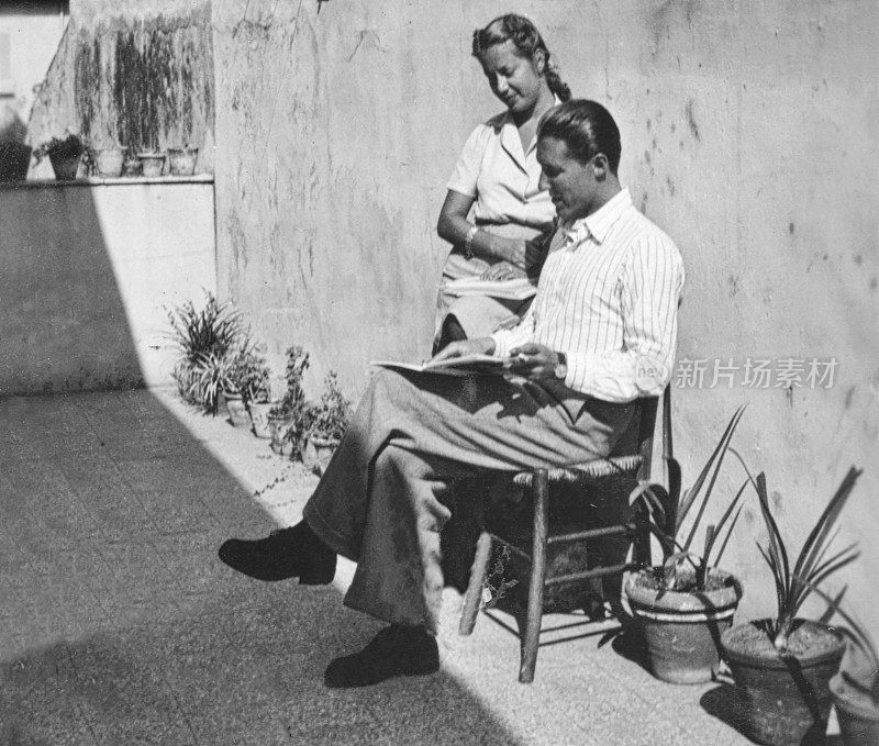 1941年一对年轻的意大利夫妇。