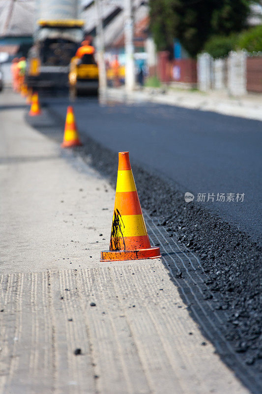 沥青铺路