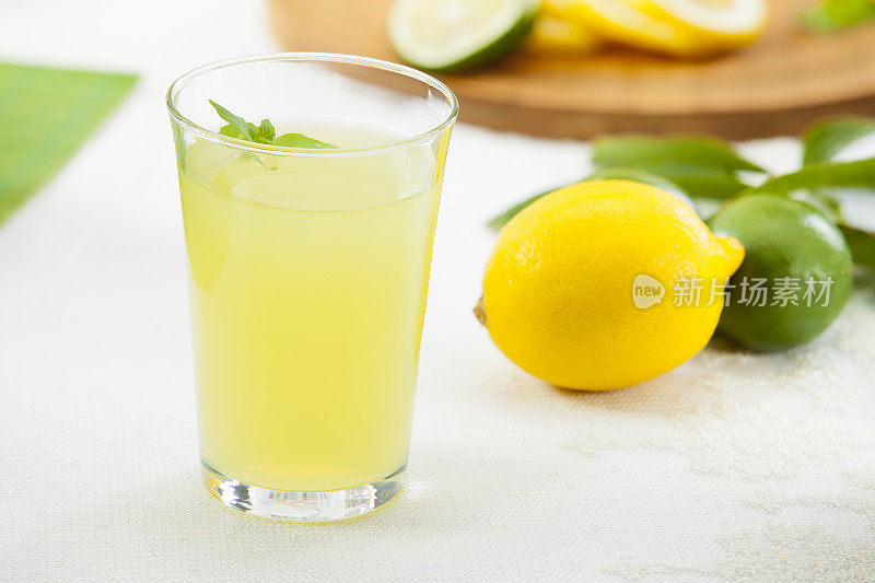 柠檬水