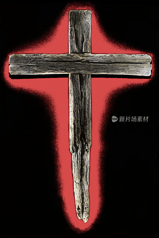 木制十字架上的黑色背景