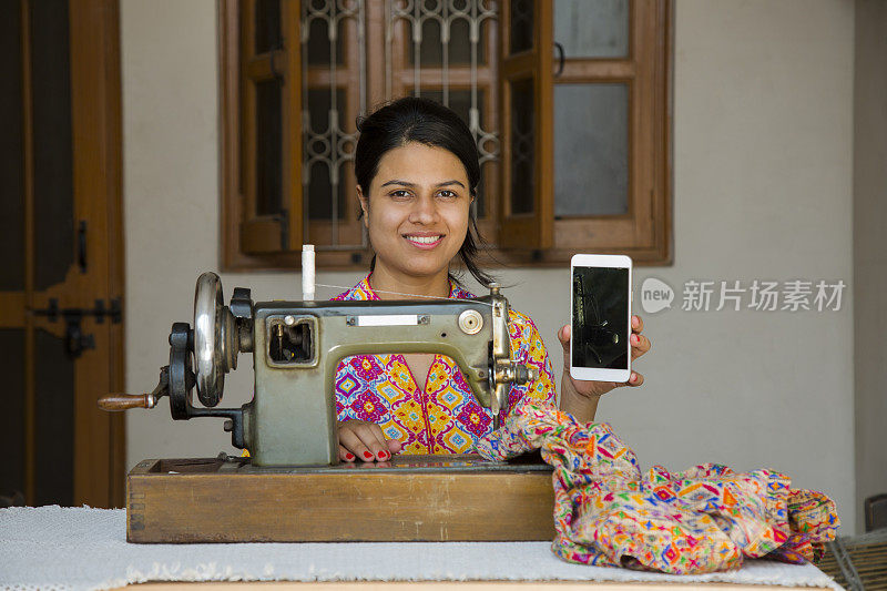 印度少女缝纫-股票形象