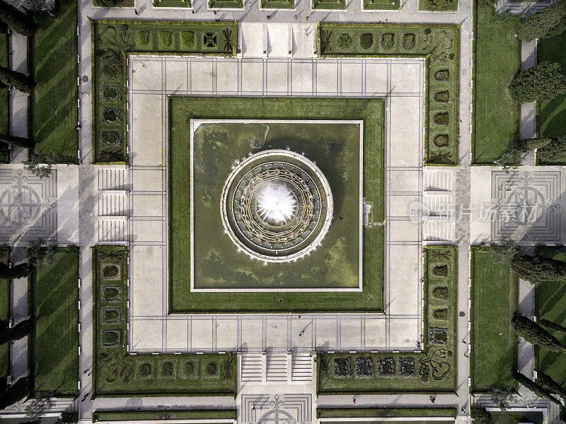 喷泉鸟瞰图位于帝国广场在贝伦，葡萄牙里斯本