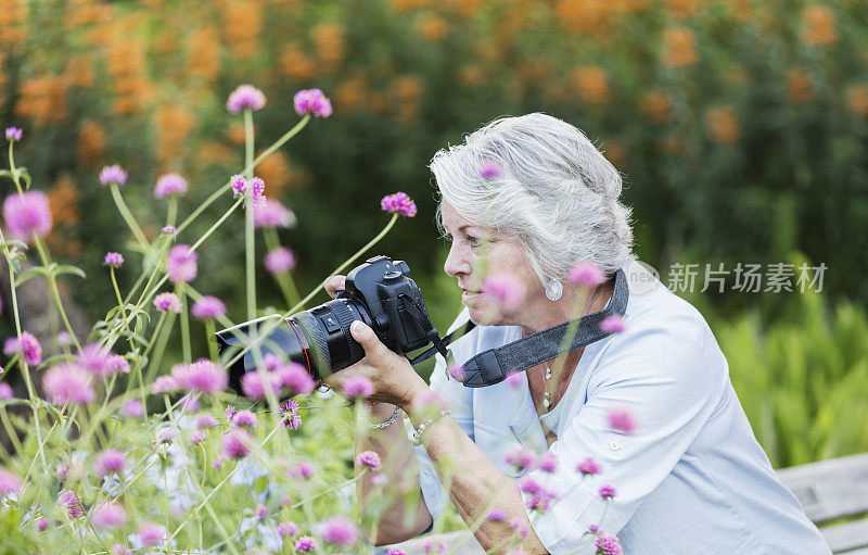 老女人拍花