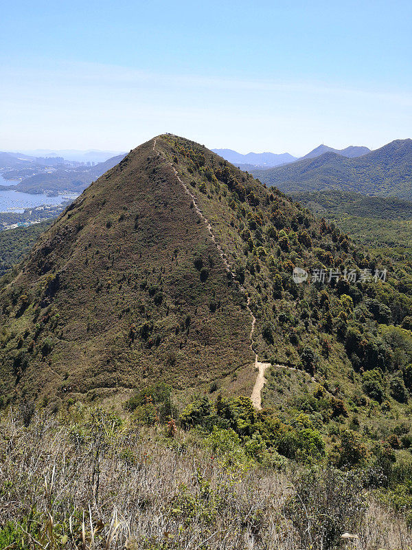 香港马鞍山金字塔山