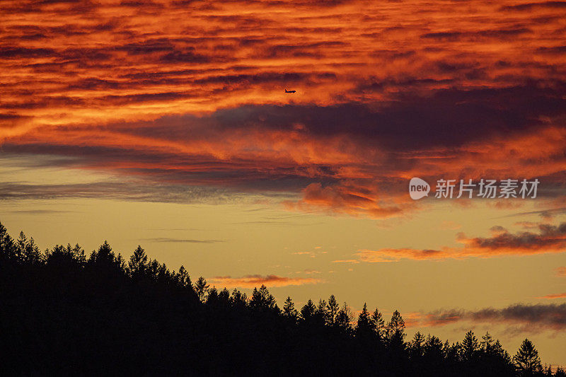 美丽的日落cloudscape