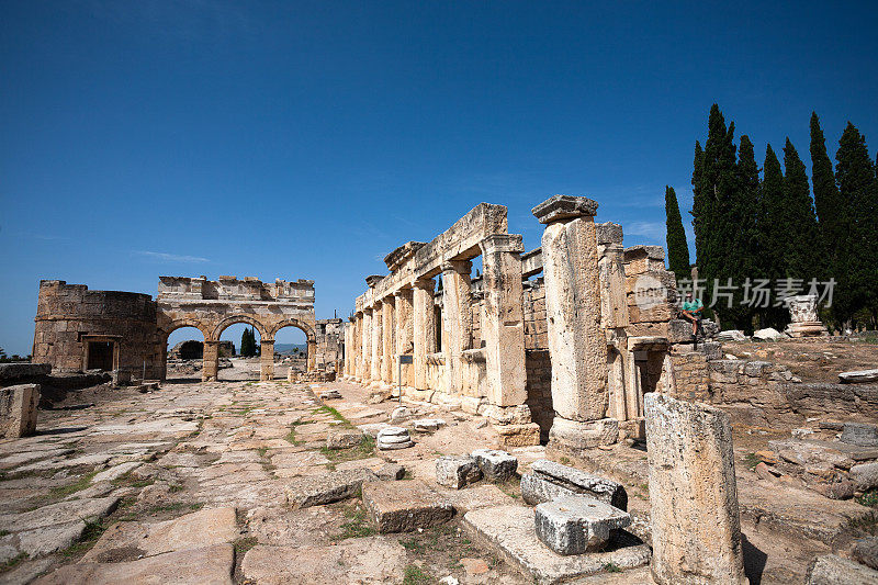 希拉波利斯古城在Pamukkale