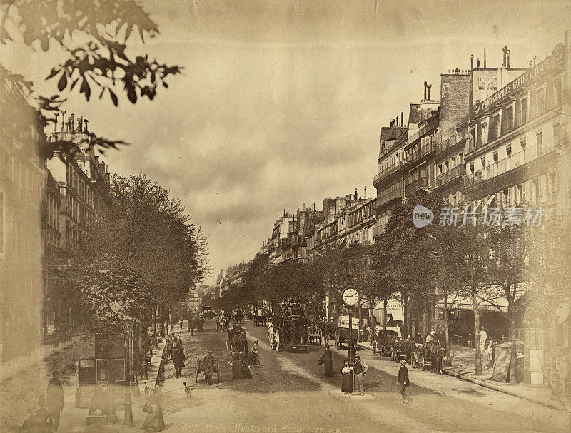 19世纪70年代，法国巴黎蒙马特大道，古董照片