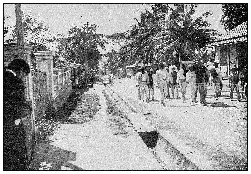 古董黑白照片:青年岛，葬礼