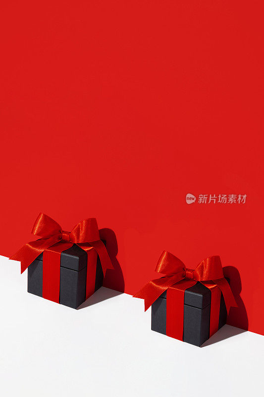 红白背景圣诞礼盒
