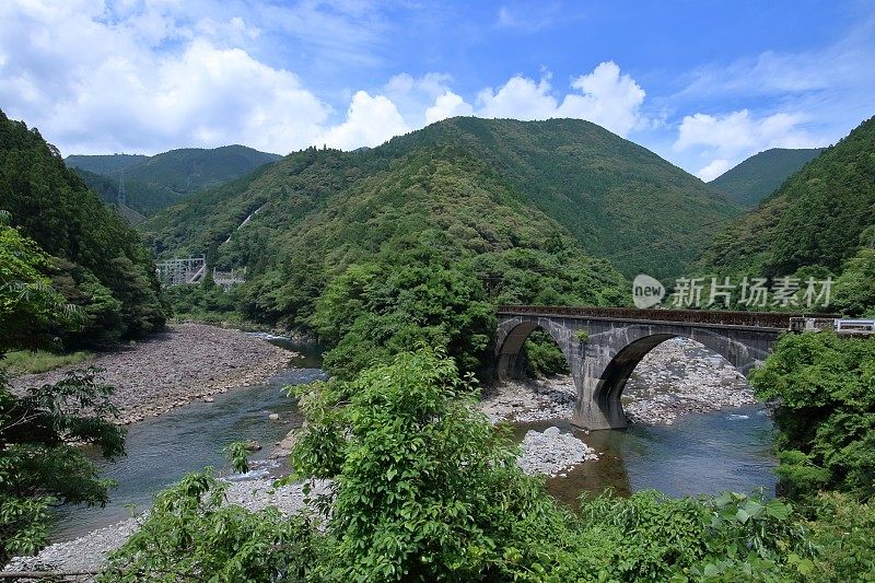 双俣桥，非钢筋混凝土建筑(高知县北川村)