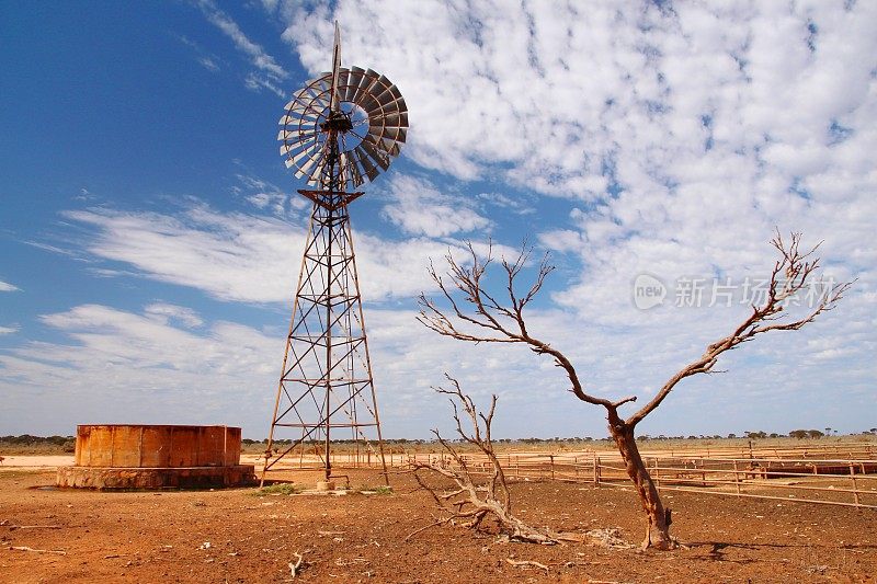 澳大利亚内陆的风车水泵