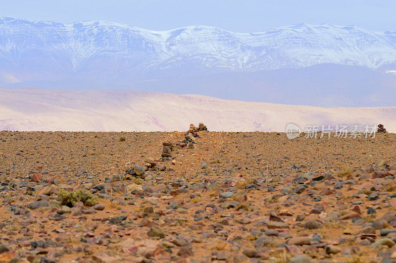 摩洛哥沙漠凯恩地产线