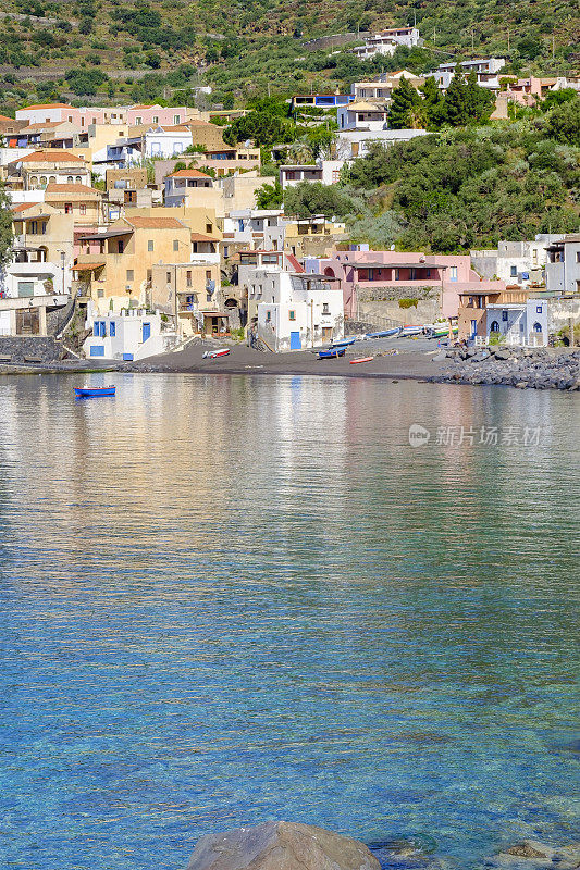 萨利纳的里内拉渔村，伊奥利亚群岛(意大利西西里岛)的第二大岛