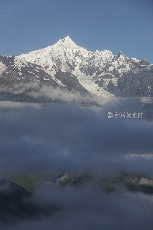 中国云南雪山