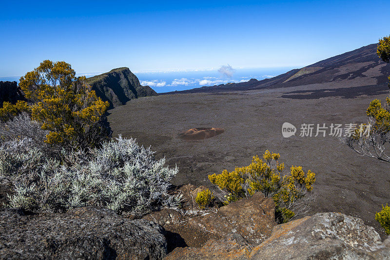 留尼汪岛福尔奈斯火山口火山口