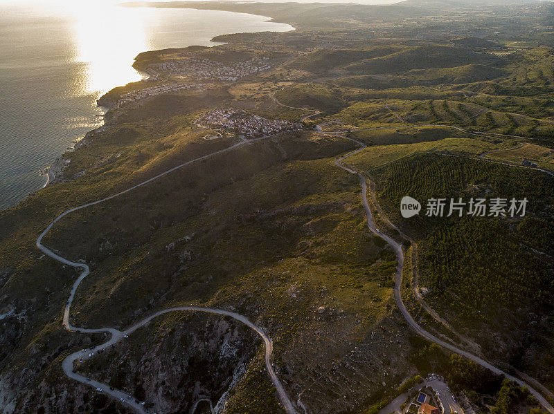 空中隐藏的海湾日落