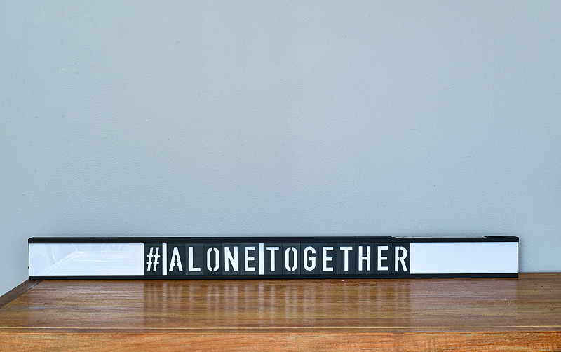 #AloneTogether - Positive Quarantine标签