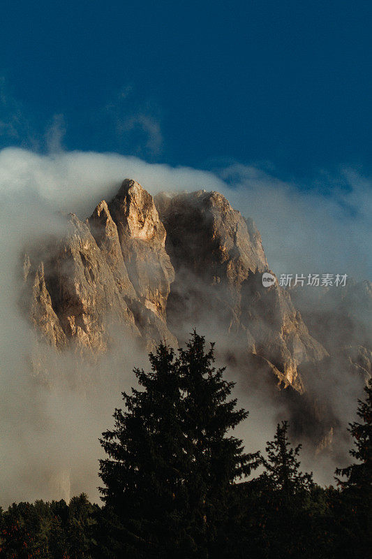 白云石山脉的山景:Langkofel