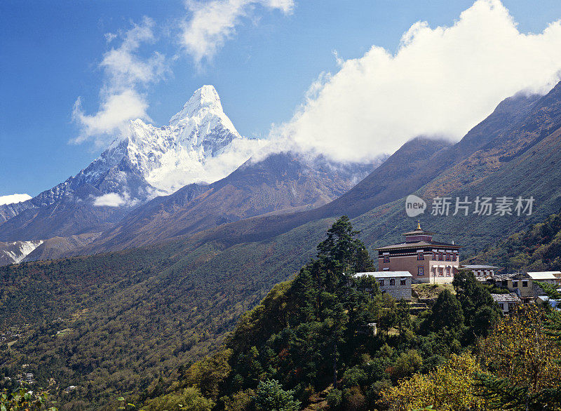 喜马拉雅山的寺庙