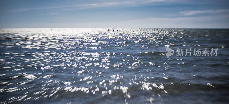 休伦湖，安大略省，加拿大。签署金沙海滩。