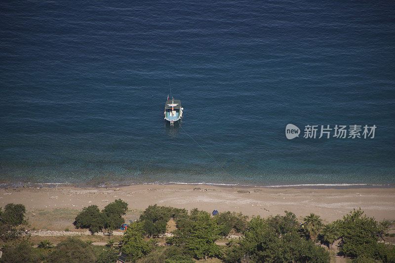 克勒贝克谷著名的度假胜地，位于地中海沿岸，靠近费提耶穆格拉土耳其