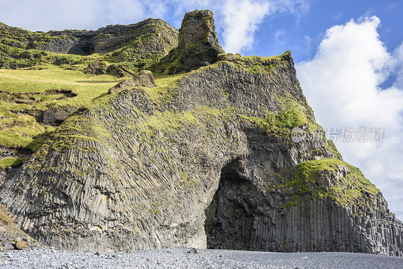 Halsanefshellir洞穴,冰岛